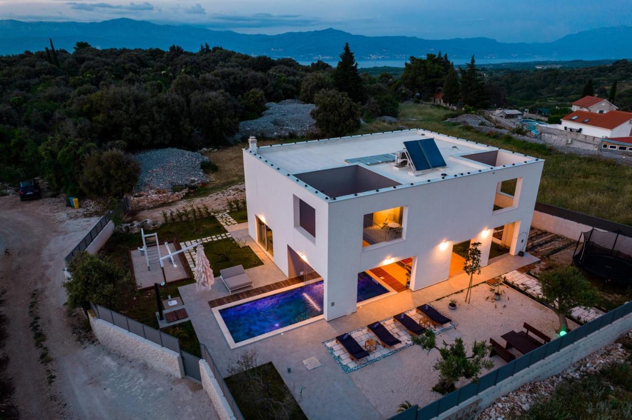 Luxury House Natanel Willa